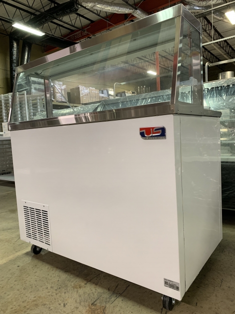 US Refrigeration USRDPC-47 47" 8 Tub White Ice Cream Dipping Cabinet Display Case on Casters